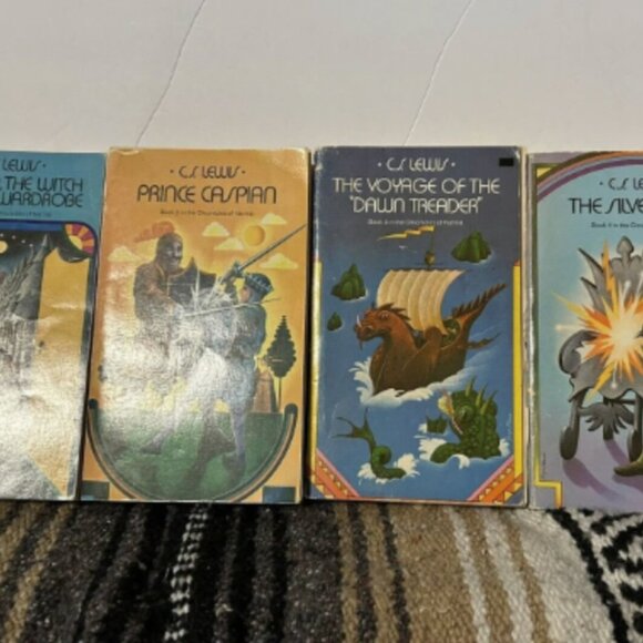 Vintage 1974 The Chronicles of Narnia Box Set 1-7 CS Lewis - Some Wear, SEE NOTE - Picture 5 of 9